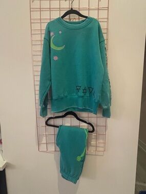 Rowdy Sprout Teal Moon & Star  Set